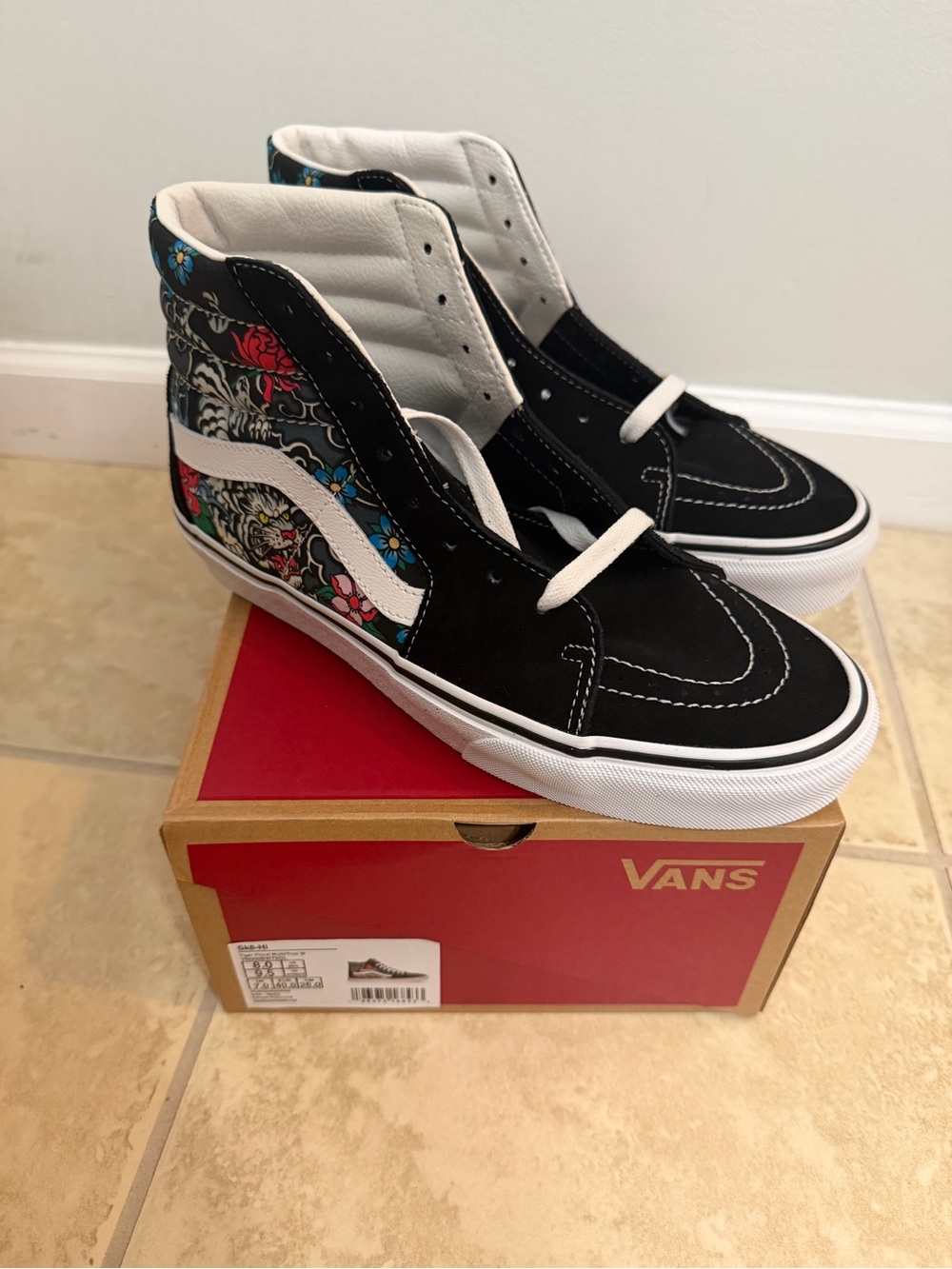 NWT Vans Sk8 Hi Tiger Floral High-Top Sneakers